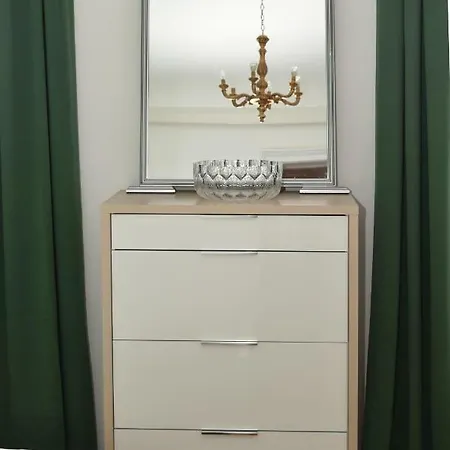 ベッド・アンド・ブレックファスト Al Giardino Leonor *