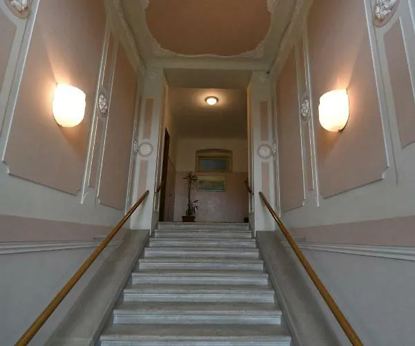 Bed & Breakfast Al Giardino Leonor *